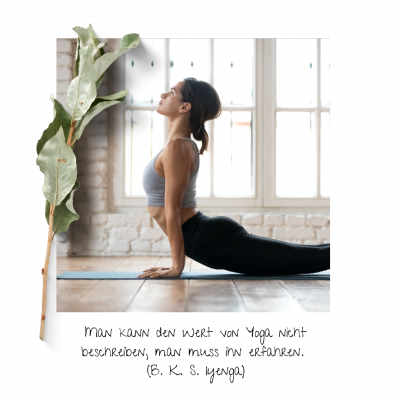 Collage Yoga